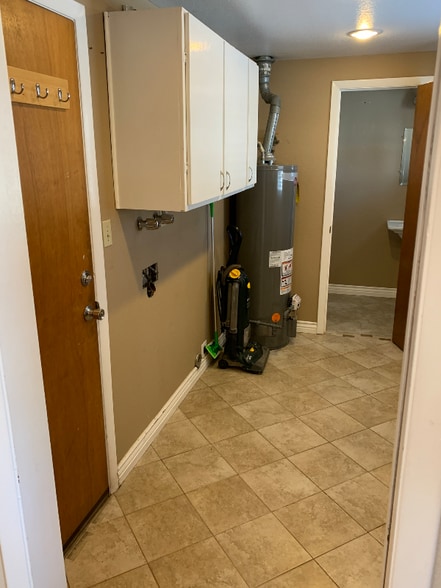 Building Photo - 2341 Farisita Dr