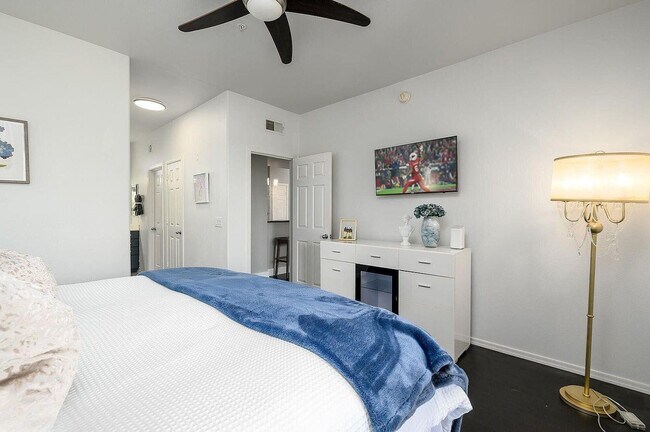 Building Photo - 19777 N 76th St