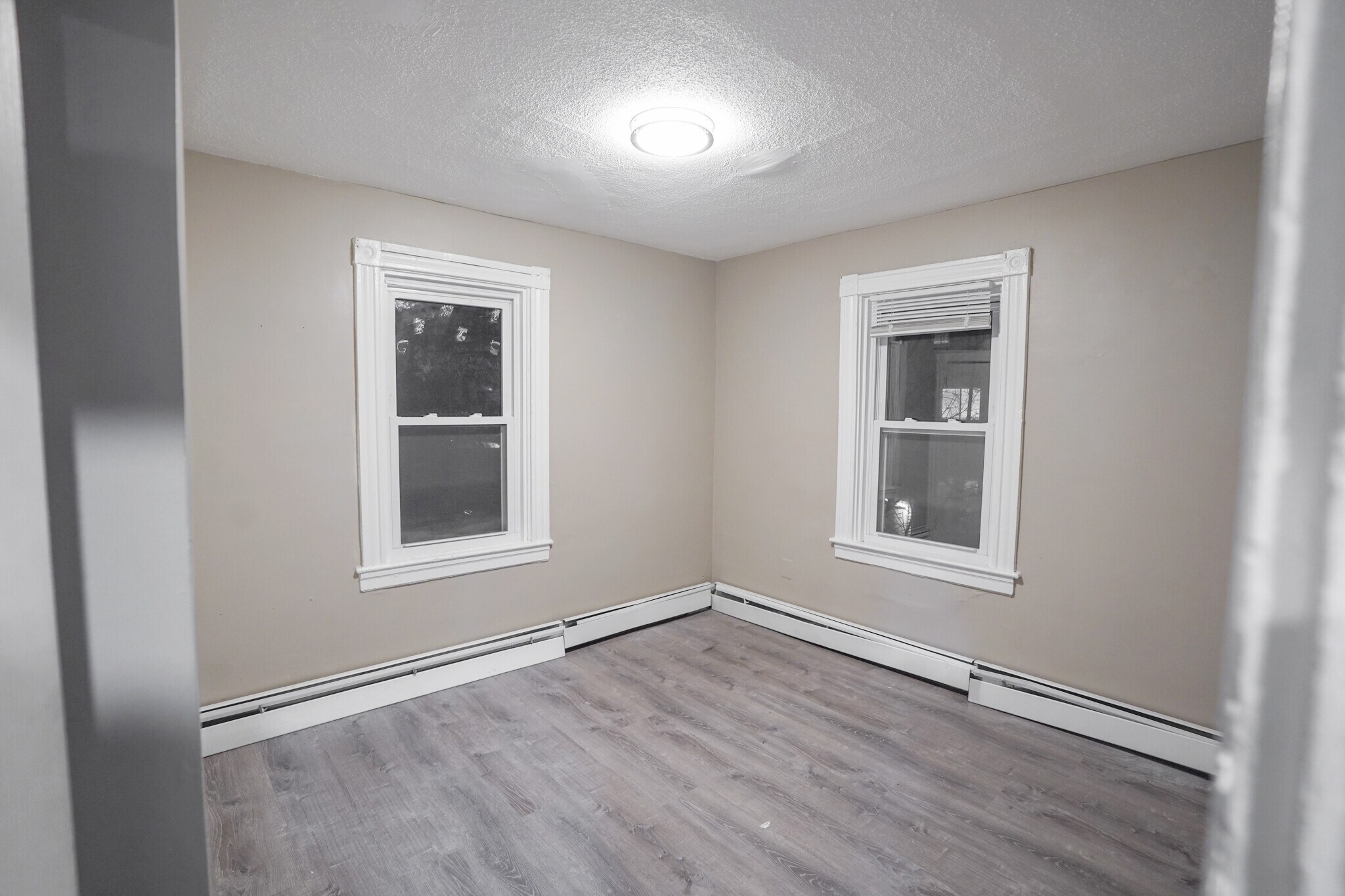 Building Photo - 188 Stanwood St