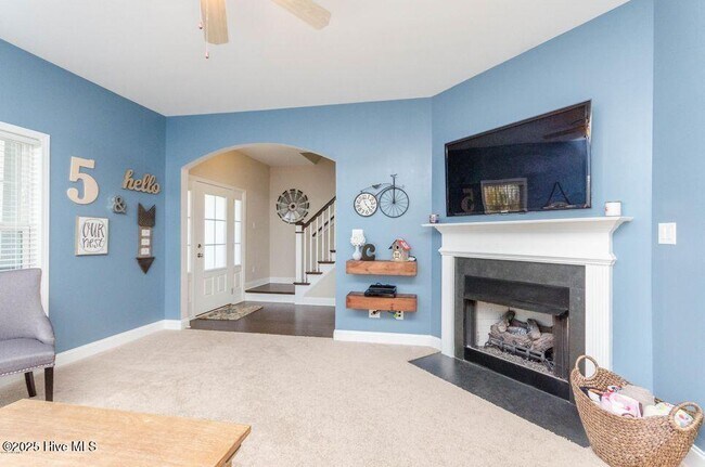 Building Photo - 98 E Bailey Ln