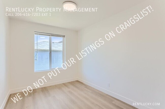 Building Photo - 602 Terrace St