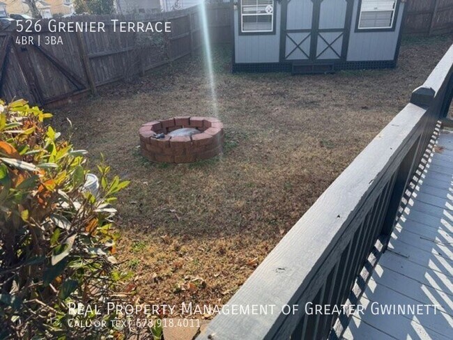 Building Photo - 526 Grenier Terrace NE