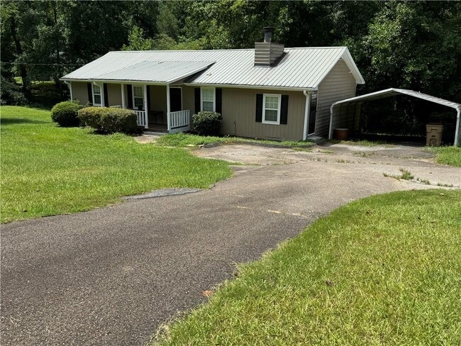 Building Photo - 2595 Hurt Bridge Rd