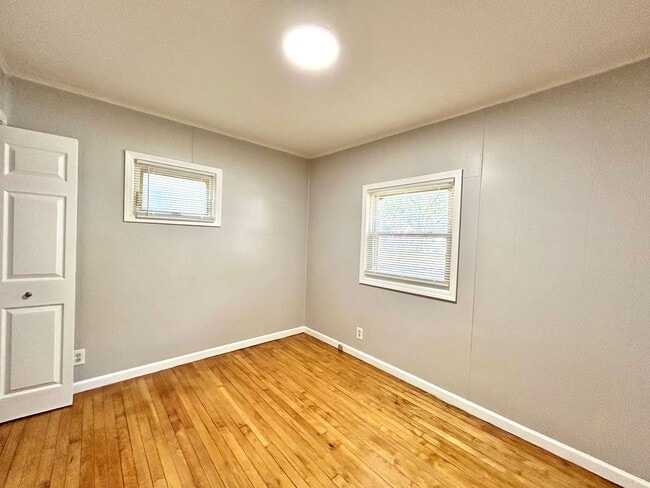 Building Photo - Two Bedroom Home in Muskegon