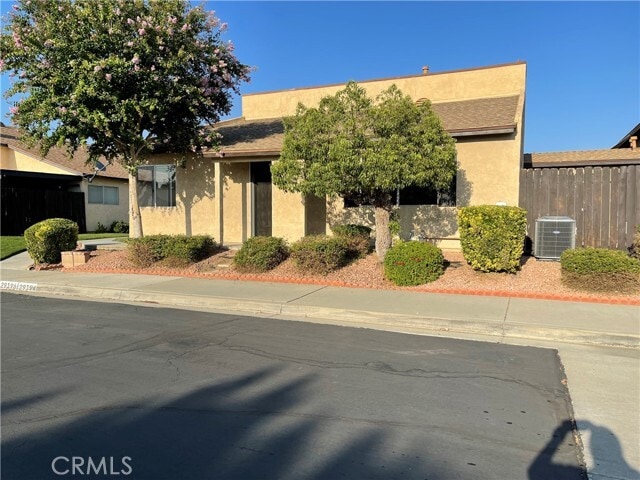 Building Photo - 29194 Murrieta Rd