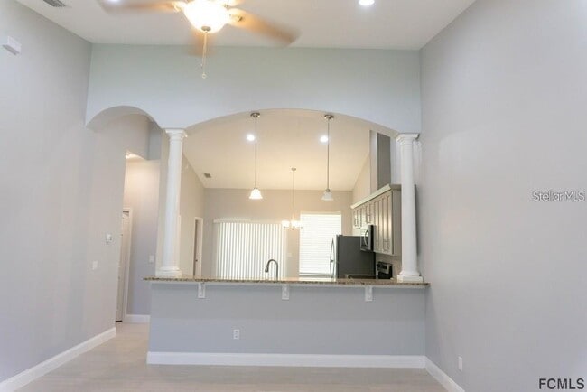 Building Photo - 64 Farmsworth Dr