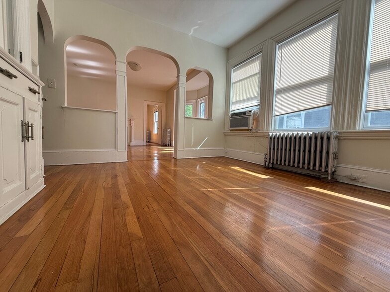 Building Photo - 50 Vinal Ave