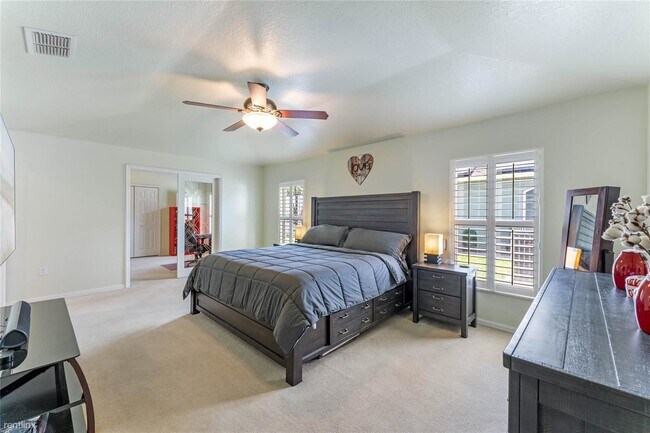 Building Photo - 4 br, 2 bath House - 1613 Crown Hill Boule...