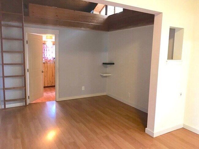 Building Photo - 4309 SE 113th Ave