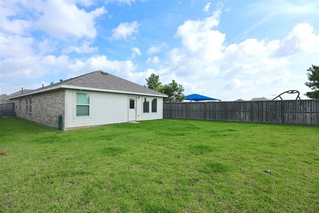 Building Photo - 7430 Clover Chase Dr