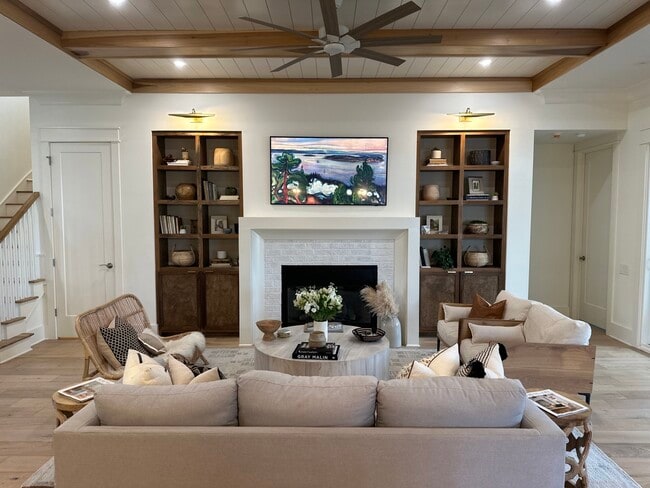 Building Photo - 174 Brailsford St