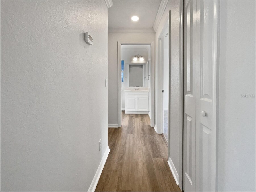 Building Photo - 3053 Draper Terrace