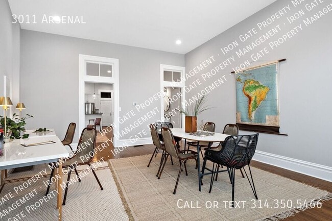 Building Photo - 3011 Arsenal-