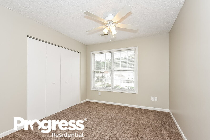 Building Photo - 160 Windcroft Cir NW