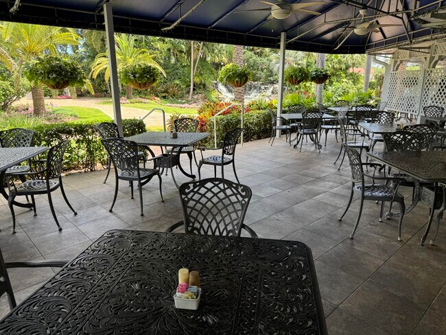 Building Photo - 147 Deer Creek Blvd