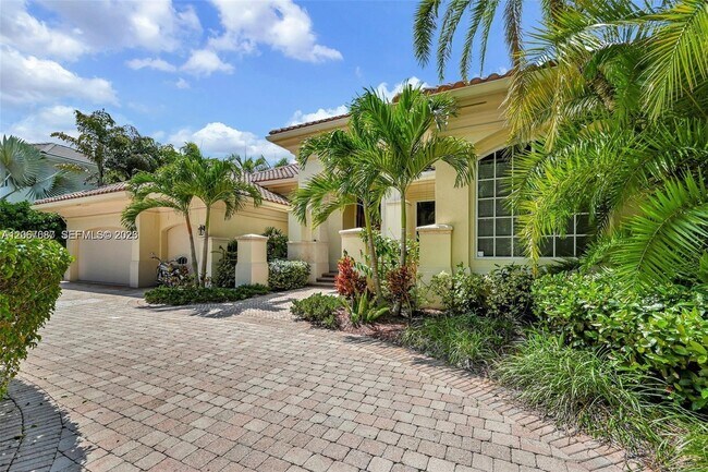 Building Photo - 10430 Kestrel St