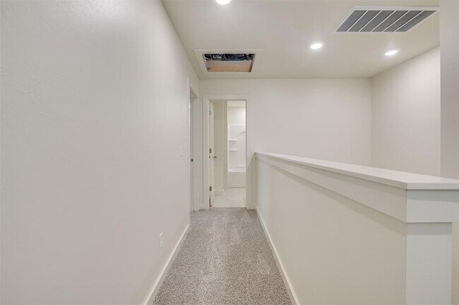 Building Photo - 8909 NW 109th St