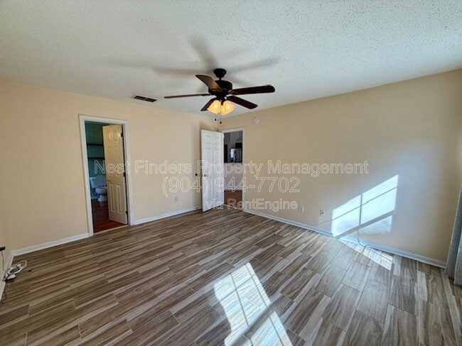 Building Photo - 7698 Fawn Lake Dr S