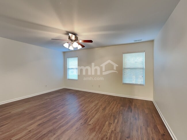 Building Photo - 3904 Edgewood Terrace Rd