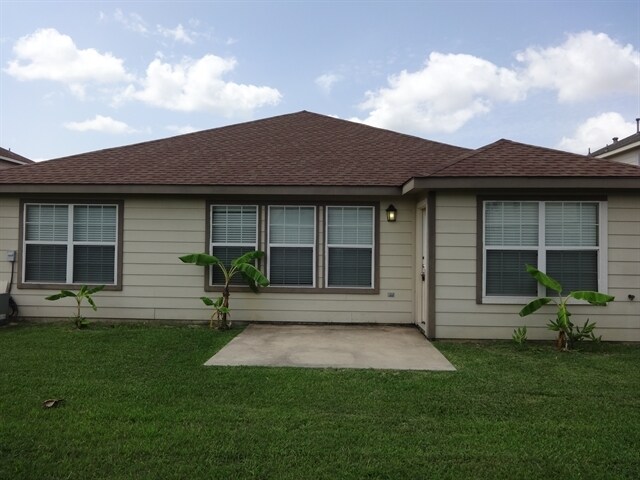 Building Photo - 20707 Cypress Vale Dr