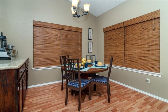 Building Photo - 3008 Birch Dr