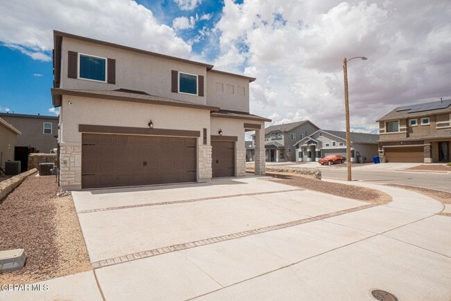 Building Photo - 2241 Tierra Delmonte Dr