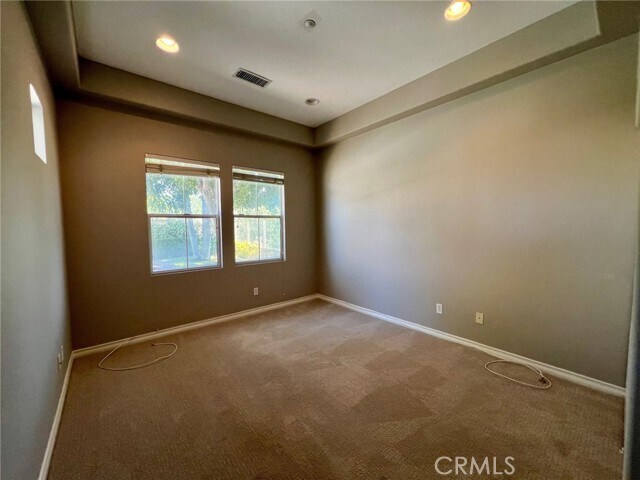 Building Photo - 20 Sunswept Mesa