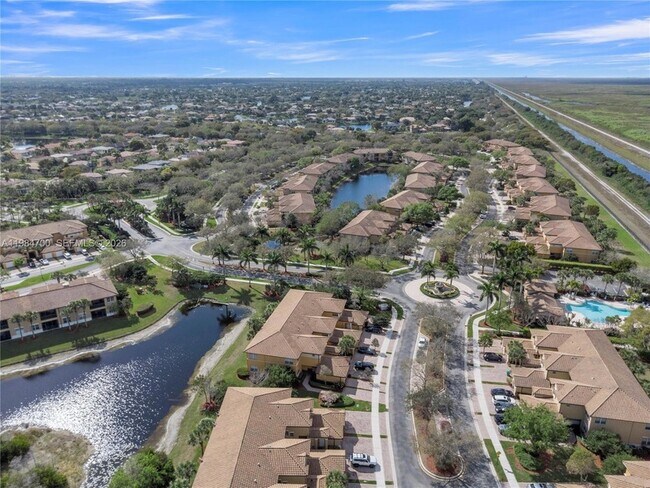 Building Photo - 8200 NW 128th Ln