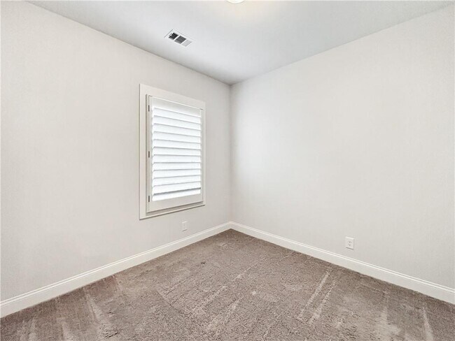 Building Photo - 300 Meadow Mill Way