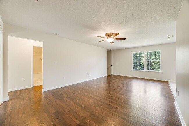 Building Photo - 4555 Wolf Track Ridge