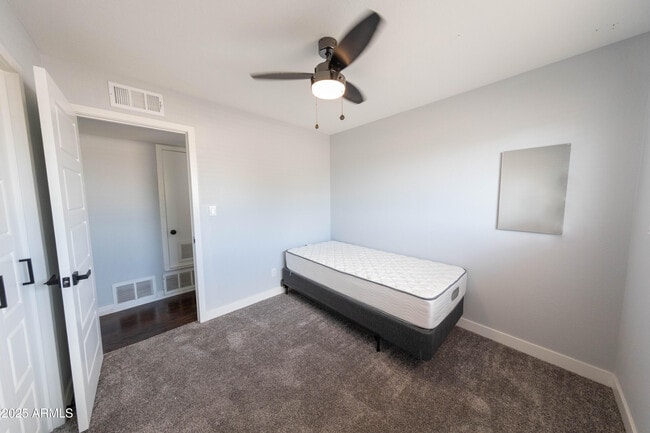 Building Photo - 2144 S Los Feliz Dr