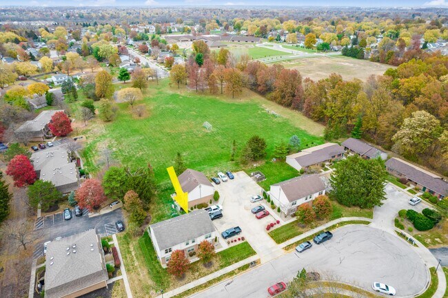 Building Photo - 629 Pebble Pl Dr