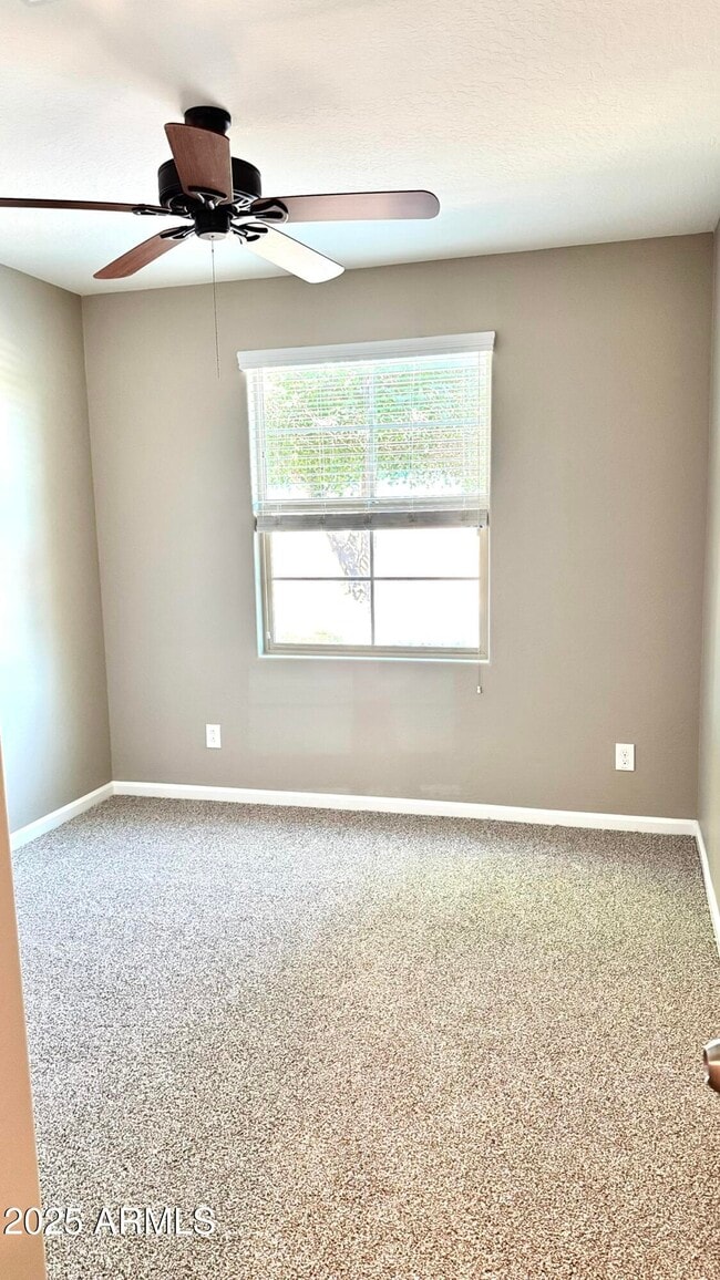 Building Photo - 3253 S Miller Dr