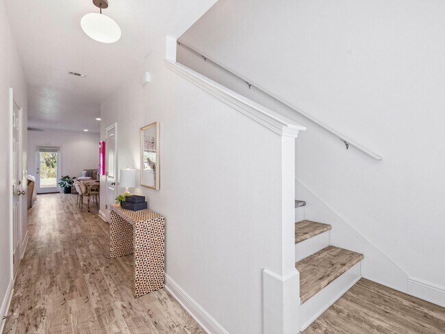 Building Photo - 89 Crossing Ln