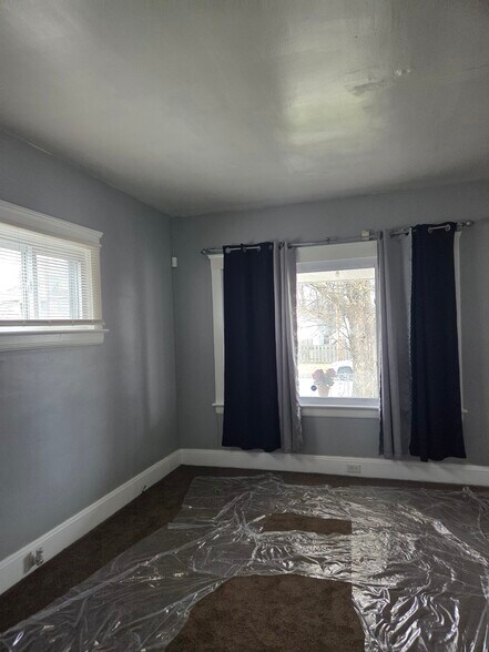 Building Photo - 11512 Ashbury Ave