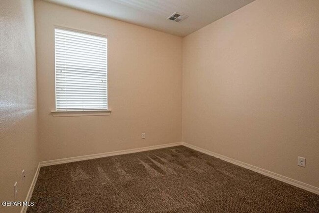 Building Photo - 4828 Ruben Soto