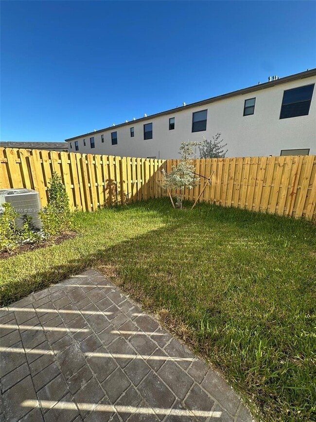 Building Photo - 12848 SW 232nd Ter