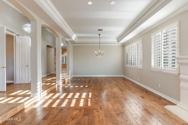 Building Photo - 750 Huntsdale Ct