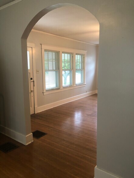 View from dining room to living room - 132 N Crestmoor Ave