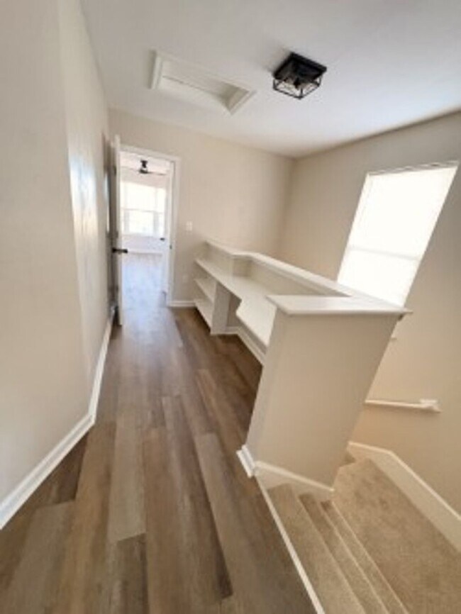 Building Photo - Washington Bourgh