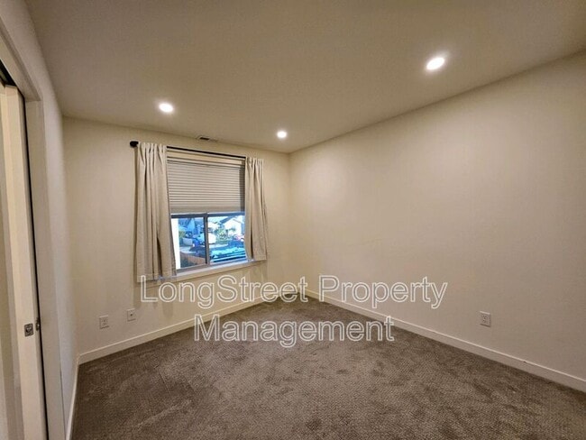 Building Photo - 7334 N Curtis Ave