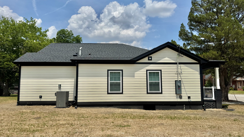 Building Photo - 618 Martin Luther King Jr Dr
