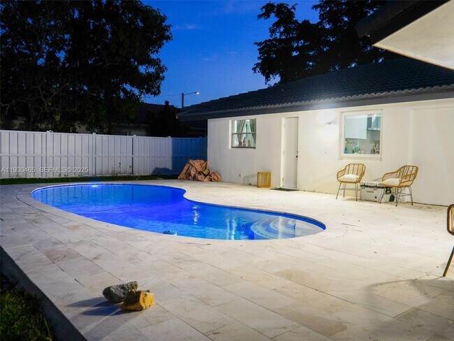 Building Photo - 7951 NW 37th Dr