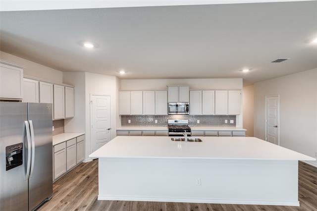 Building Photo - 4041 Red Blf St