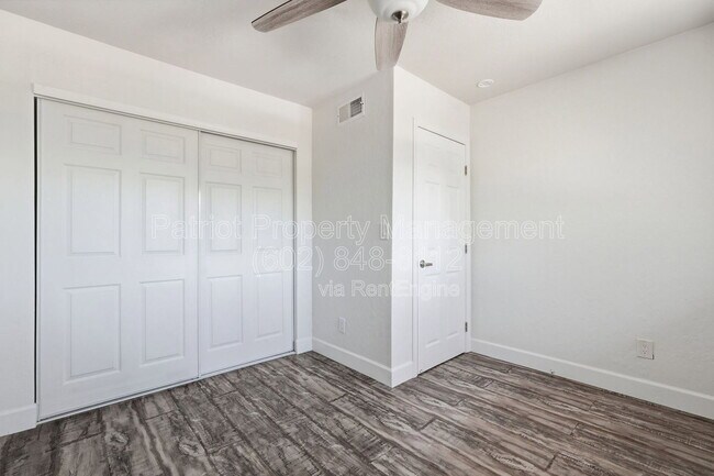 Building Photo - 207 E El Caminito Dr