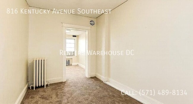 Building Photo - 816 Kentucky Ave SE