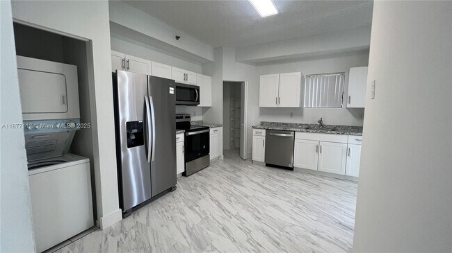 Building Photo - 3300 NE 192 St