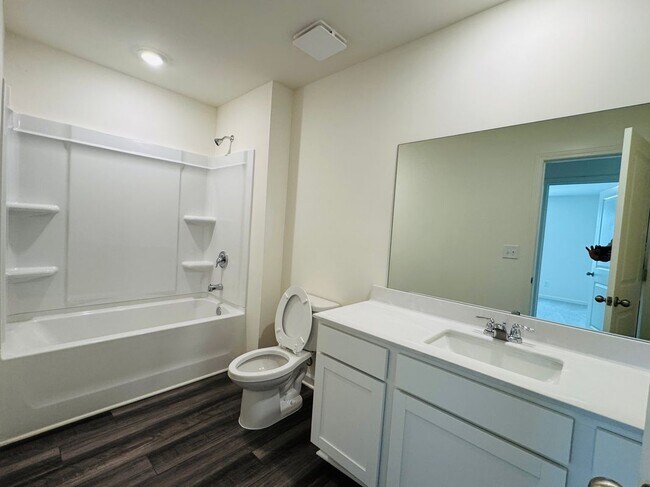 Building Photo - 2409 Argento Cir