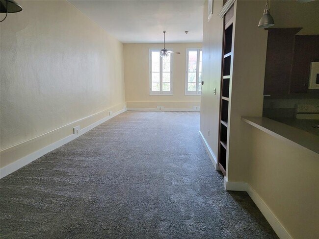 Building Photo - 2315 Harborside Dr