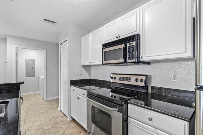 Building Photo - 700 S Harbour Island Blvd